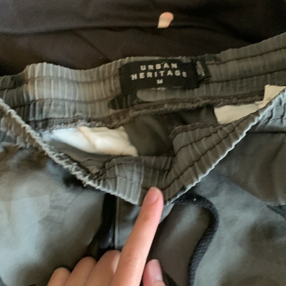 Urban planet cargos, barley worn - Picture 2 of 4